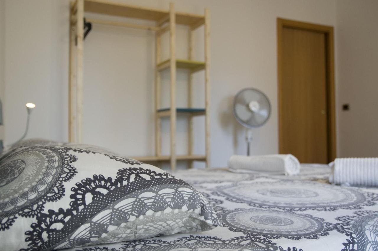 Sonnino House Apartment Bari Bagian luar foto